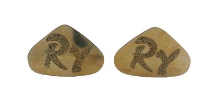 Lot 182
