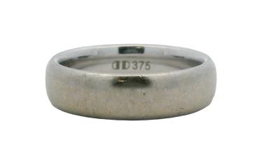 Lot 323